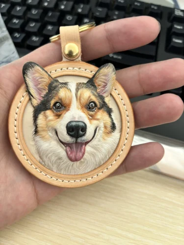 Click to view full screen Custom 3D Leather Pet Portrait Keychain Bag charm photo review